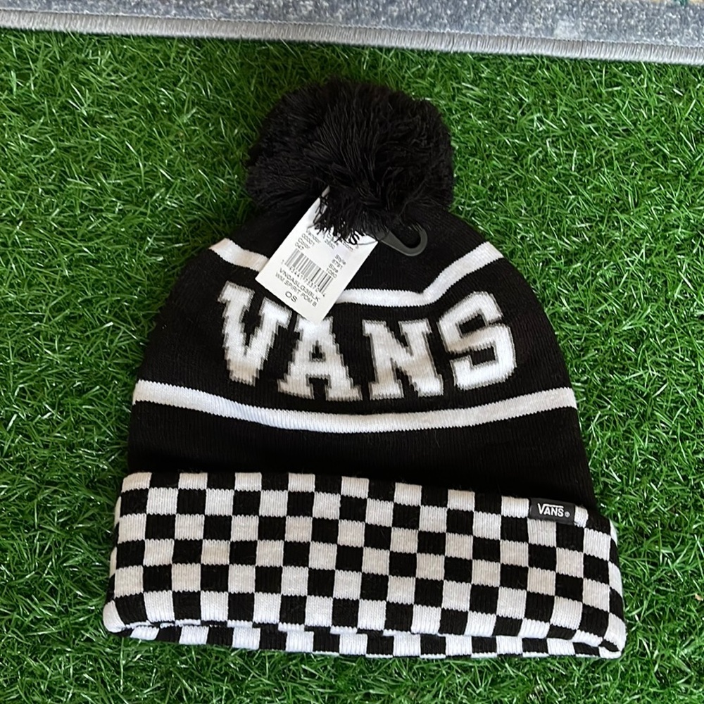 Vans WM Spirit Pom Black Checker Beanie Skateboarding Hat Women Men VN0A5LG3BLK